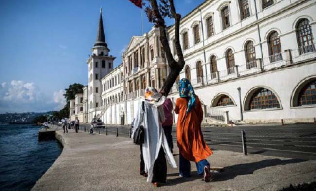 ارتش ترکیه ممنوعیت حجاب را لغو می‌کند